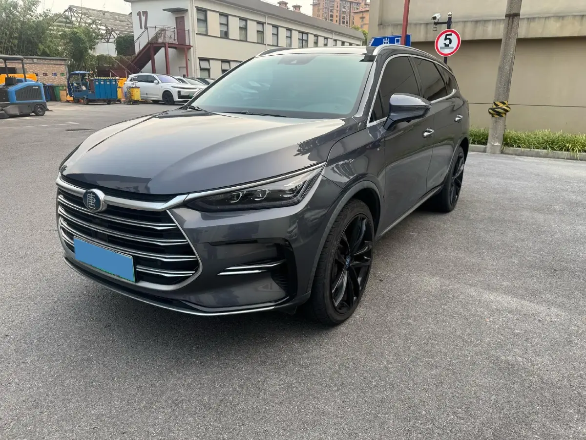 2021 BYD Tang 2.0T 192HP L4 6DCT PHEV 22.3KWH