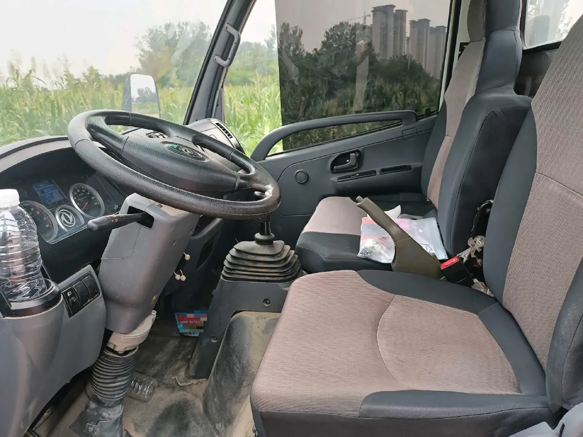 2023 DongFeng DFSK D71 1.6L 122HP L4 5MT,autocango,china used car exporter,china ev exporter,chinese used car exporter,chinese used ev exporter