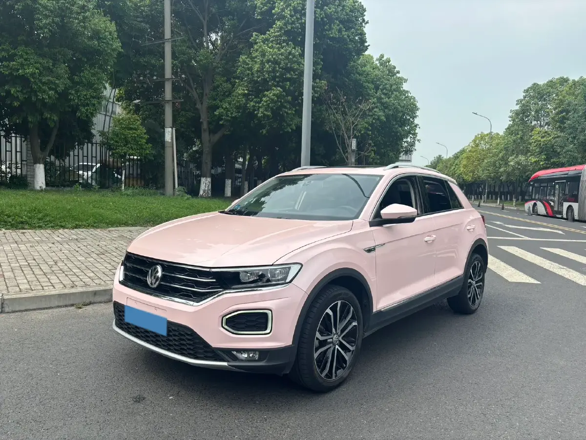 2020 Volkswagen T-Roc 1.4T 150HP L4 7DCT