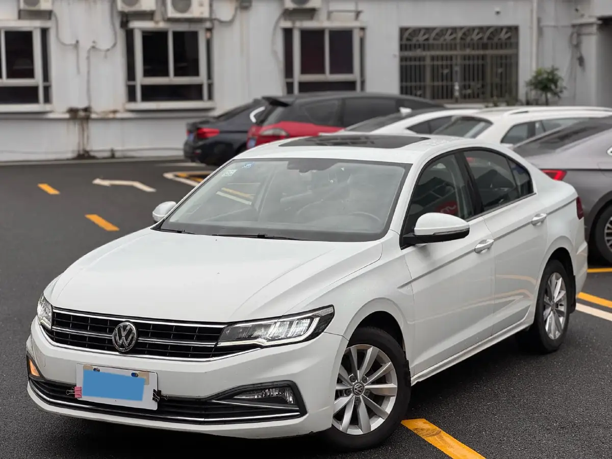 2019 Volkswagen Bora 1.4T 150HP L4 7DCT