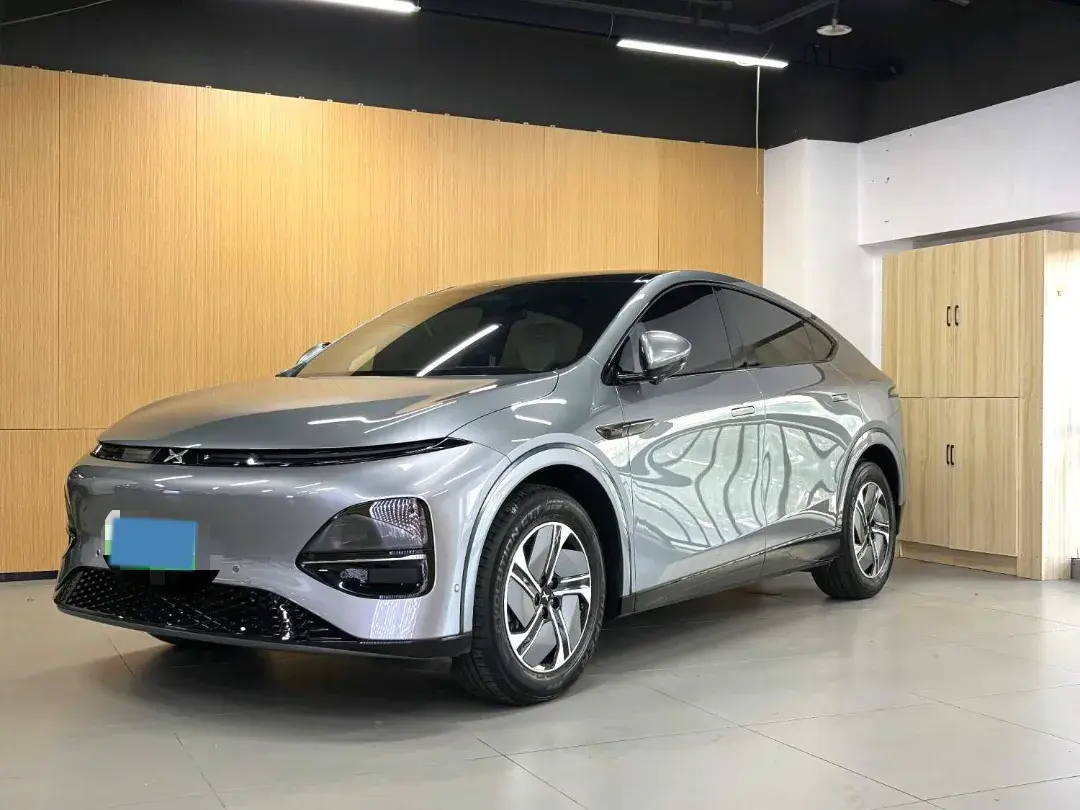 2023 Xpeng G6 BEV 66KWH