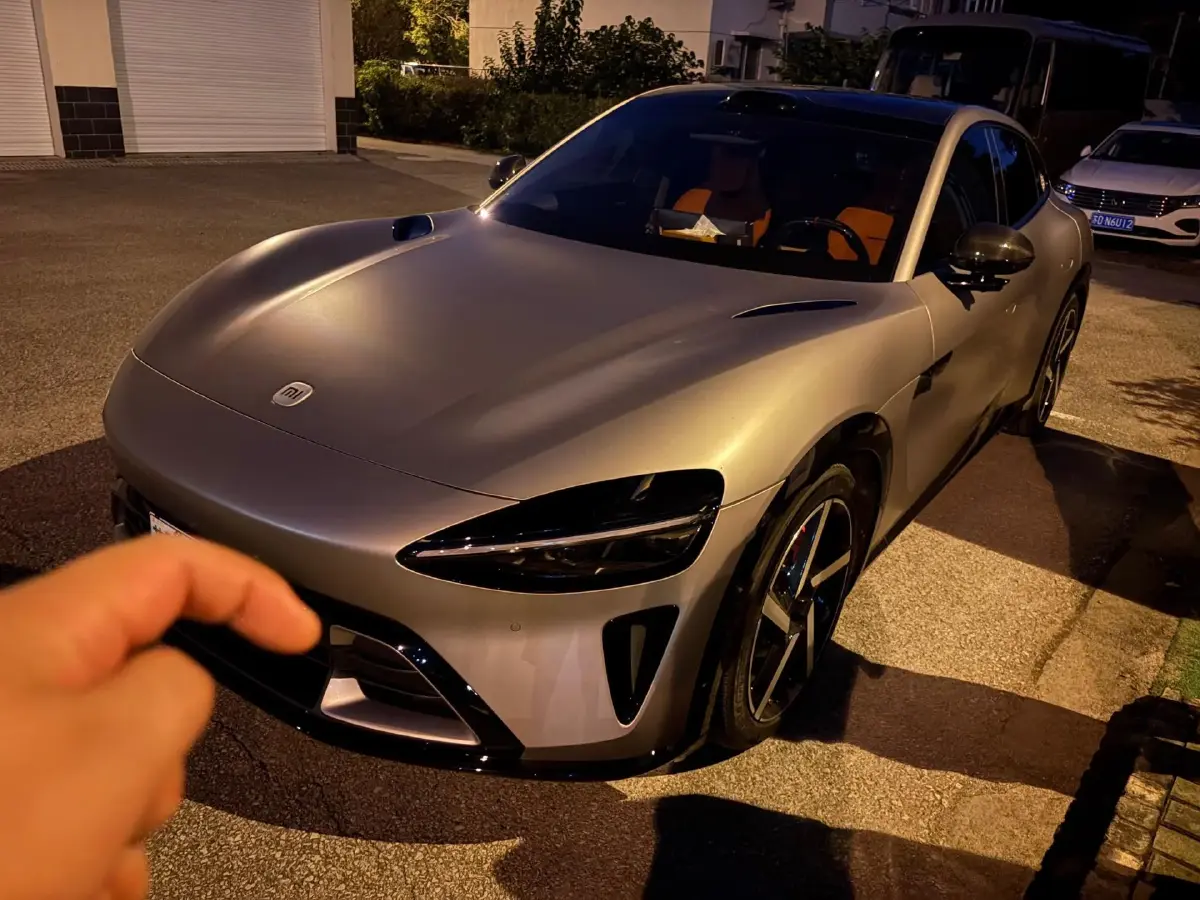 2025 MI YU7 BEV 101.7KWH