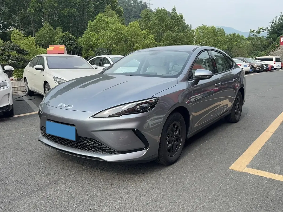 2025 BYD Seal05 DM-i 1.5L 101HP L4 E-CVT PHEV 7.68KWH