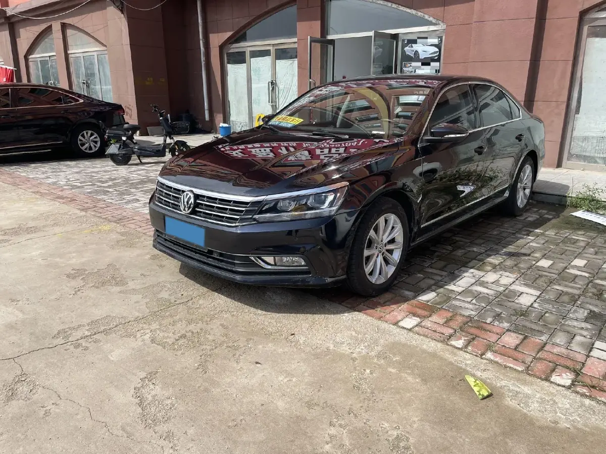 2017 Volkswagen Passat 1.8T 180HP L4 7DCT