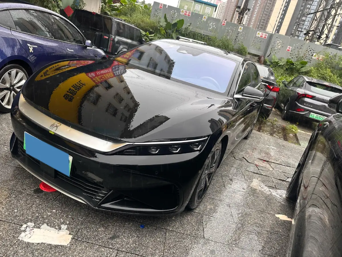 2024 BYD Han BEV 72KWH