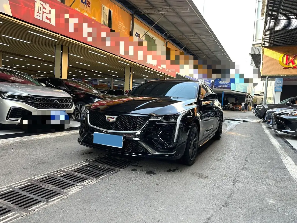 2023 Cadillac CT4 1.5T 211HP L4 8AT