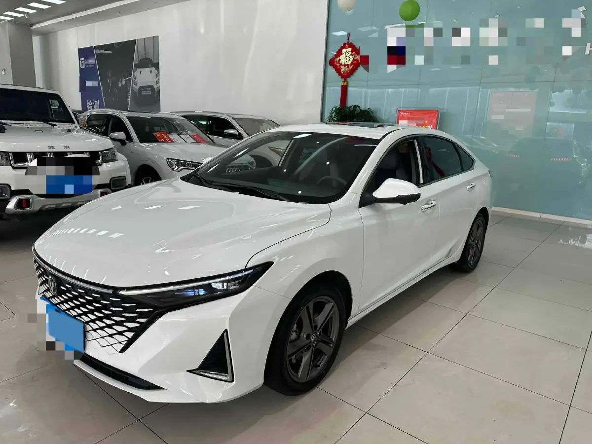 2023 ChangAn Raeton Plus 1.5T 188HP L4 7DCT
