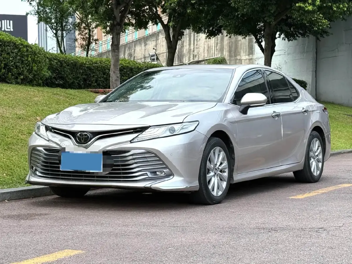 2019 Toyota Camry 2.0L 178HP L4 CVT