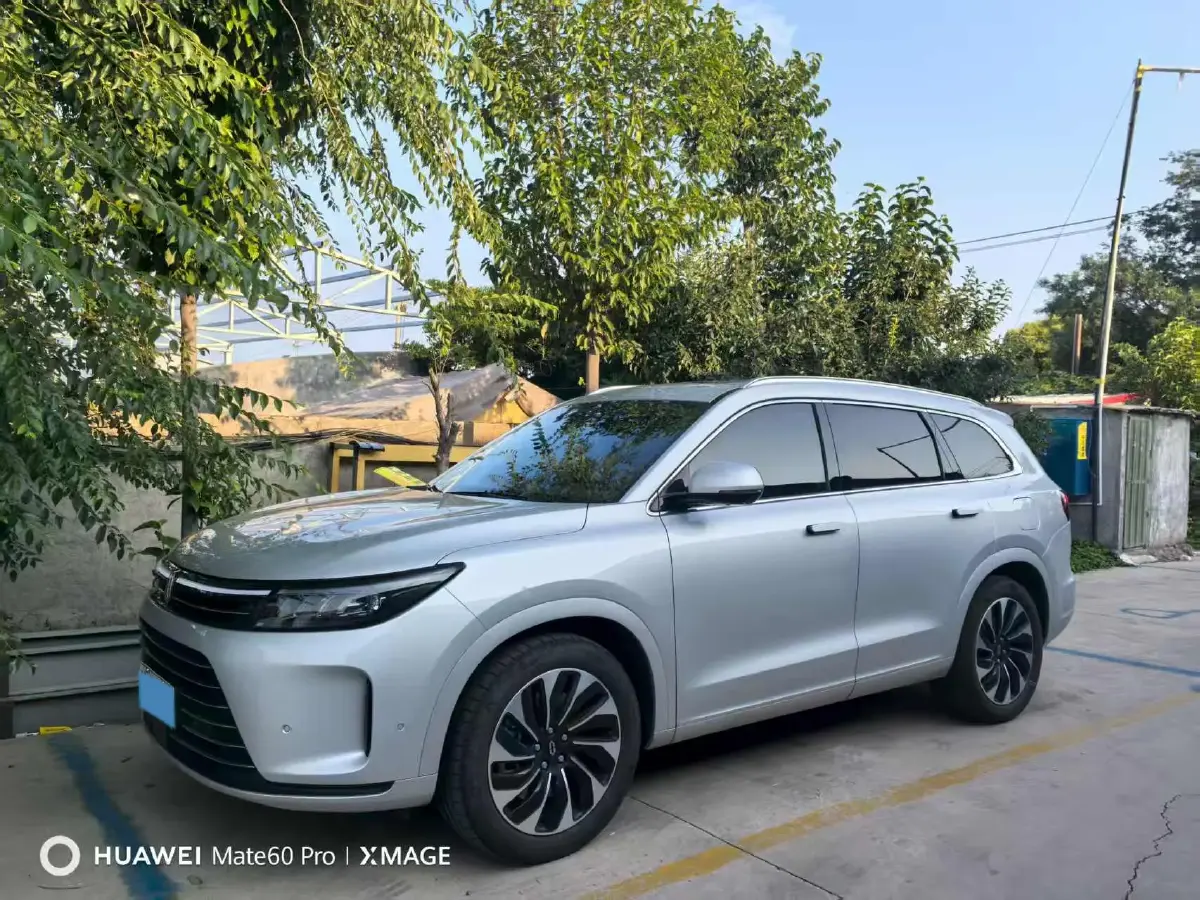 2023 HIMA AITO M5 1.5T 152HP L4 REEV 40KWH