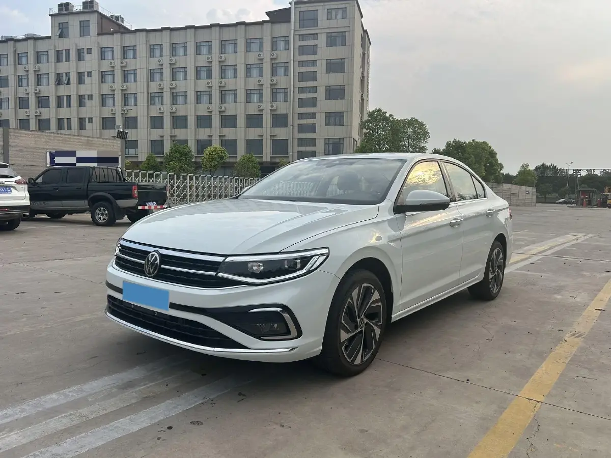 2025 Volkswagen Bora 1.5T 160HP L4 7DCT