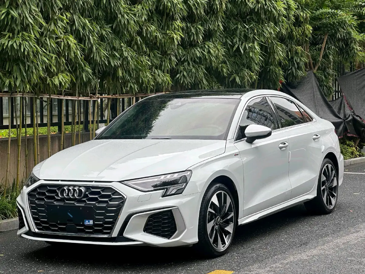 2022 Audi A3 1.4T 150HP L4 7DCT