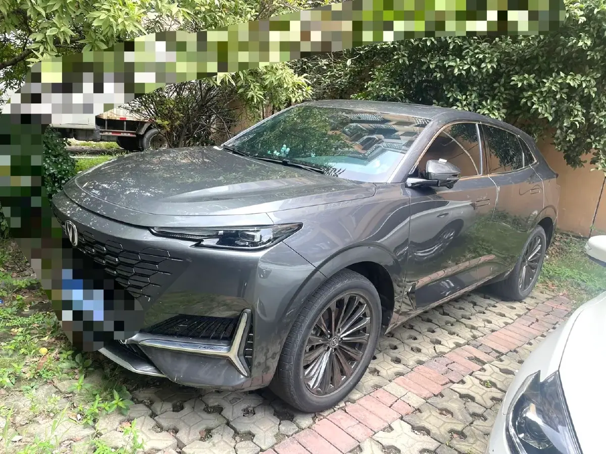 2021 ChangAn UNI-K 2.0T 233HP L4 8AT