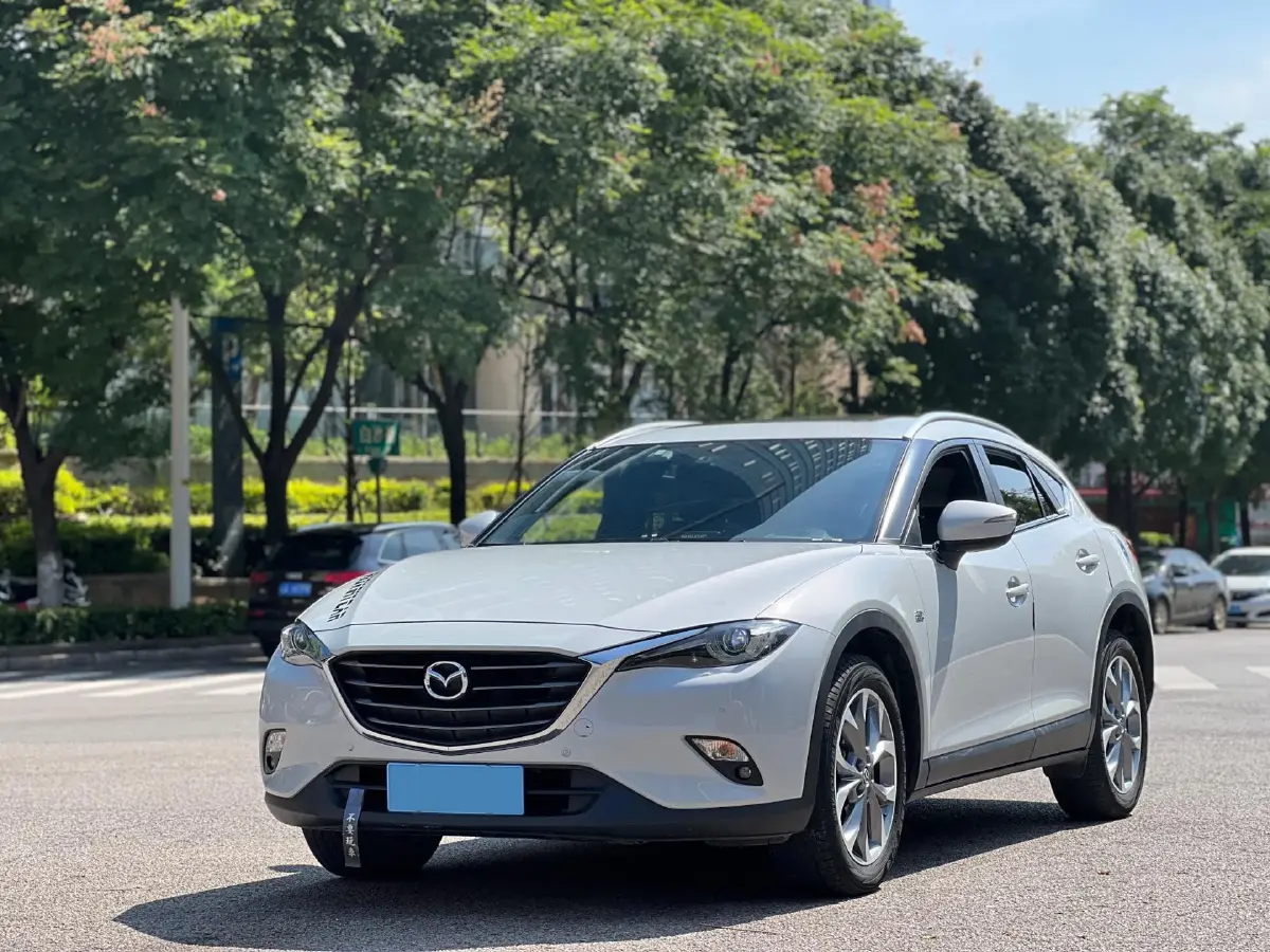 2018 Mazda CX-4 2.5L 192HP L4 6AT