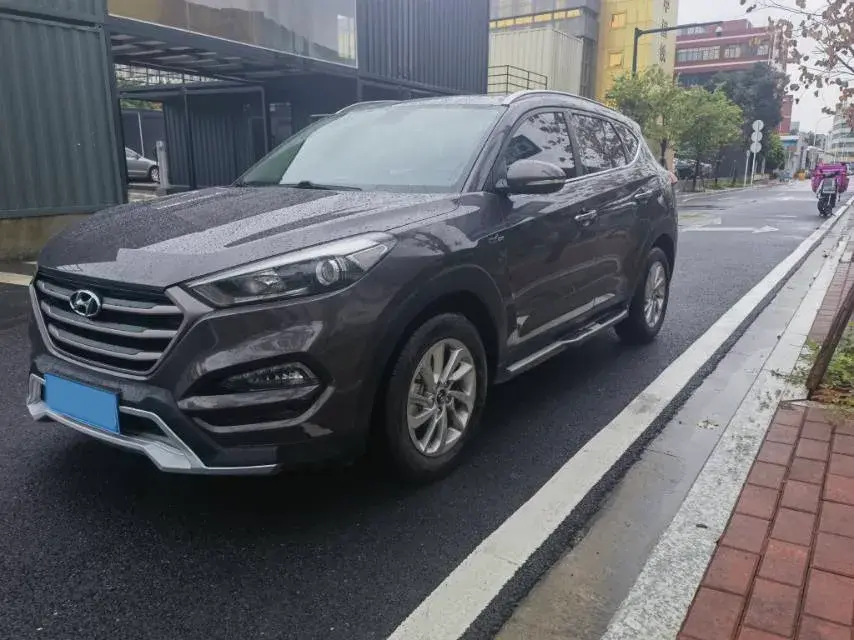 2015 Hyundai Tucson 1.6T 177HP L4 7DCT