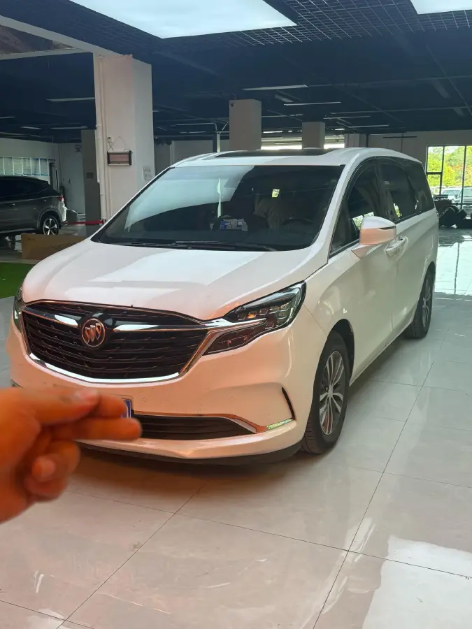 2021 Buick GL8 2.0T 237HP L4 9AT