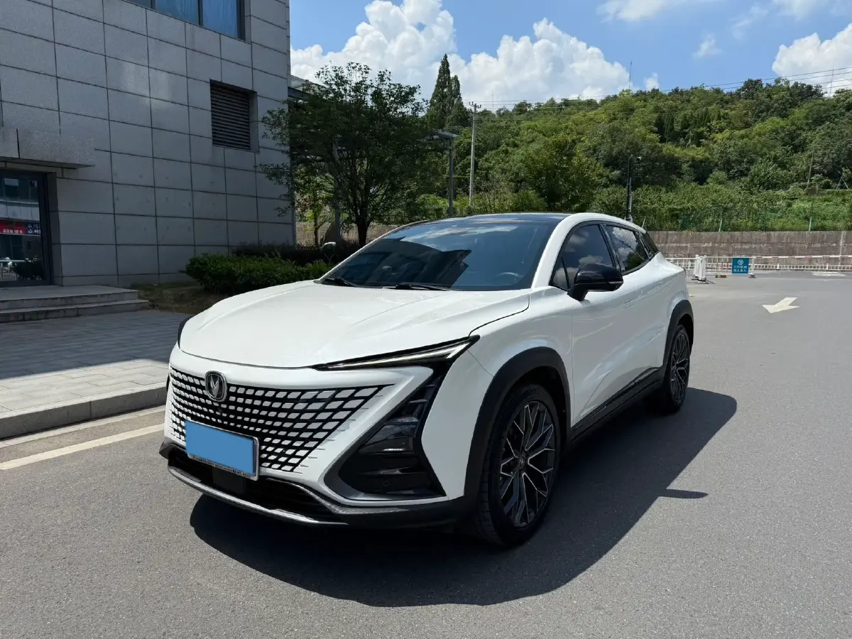 2022 ChangAn UNI-T 1.5T 188HP L4 7DCT