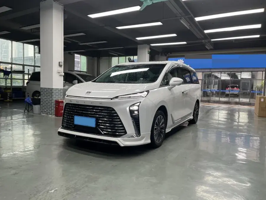 2025 Buick GL8 2.0T 237HP L4 9AT