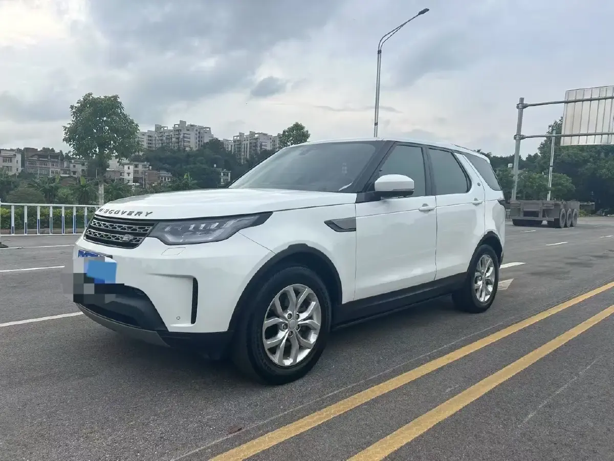 2019 Land Rover Discovery 2.0T 300HP L4 8AT
