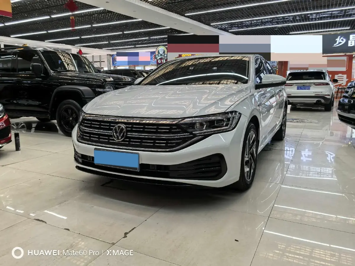 2023 Volkswagen Sagitar 1.5T 160HP L4 7DCT