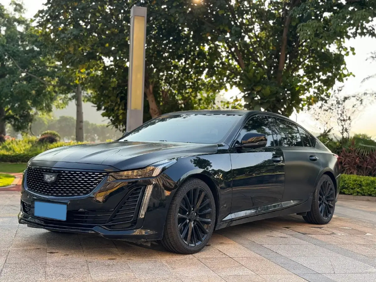 2020 Cadillac CT5 2.0T 237HP L4 10AT