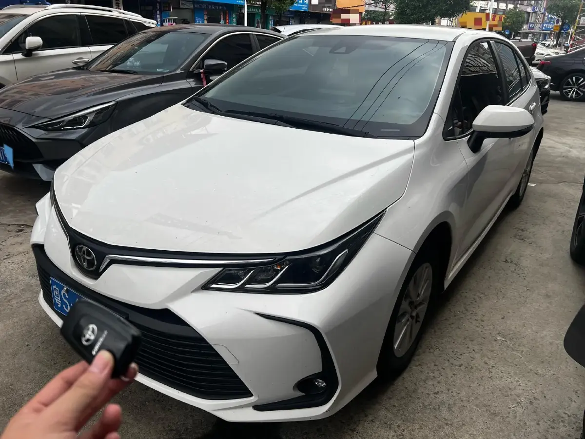 2021 Toyota Corolla 1.2T 116HP L4 CVT