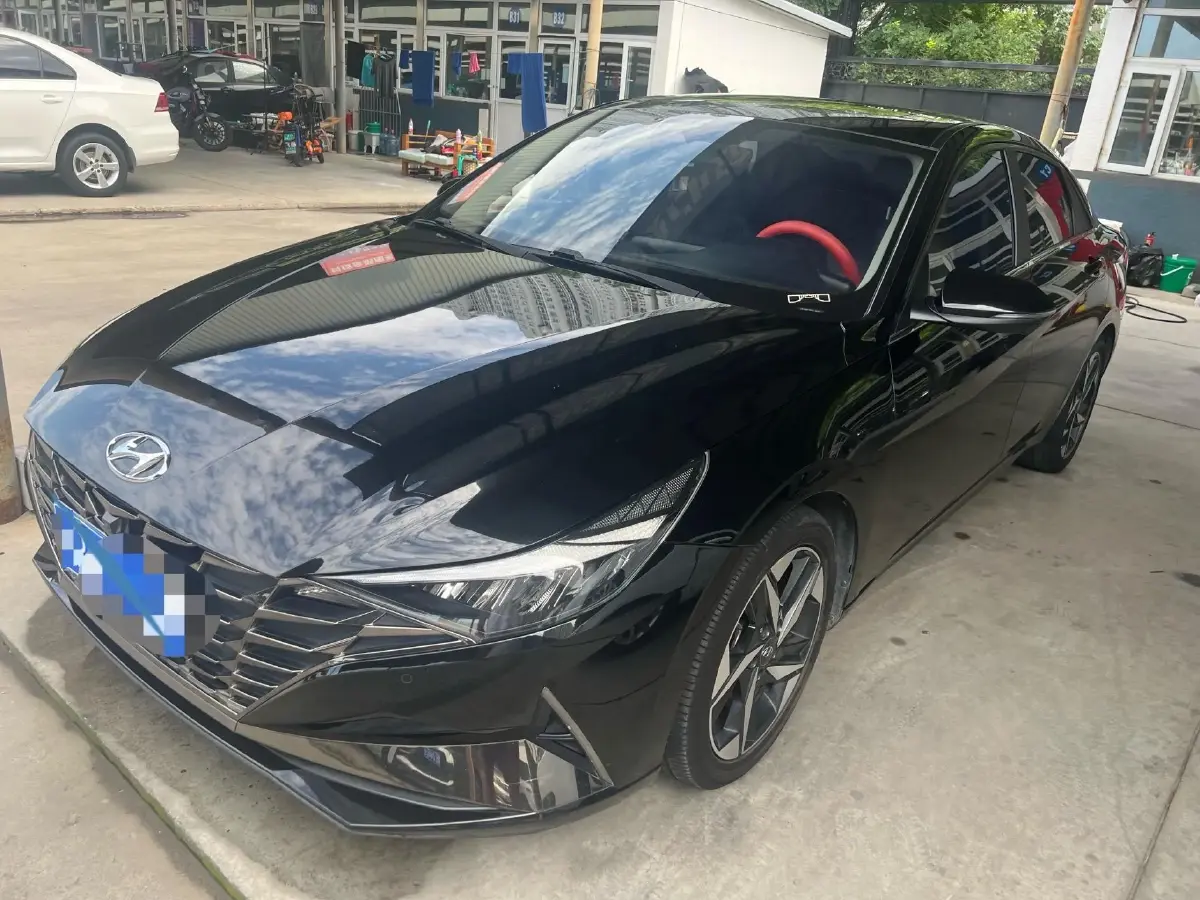 2021 Hyundai Elantra 1.5L 115HP L4 CVT