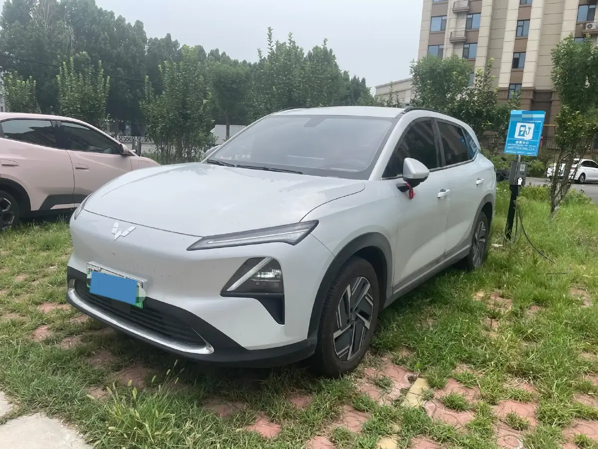 2024 WuLing XingGuangS 1.5L 106HP L4 E-CVT PHEV 9.5KWH