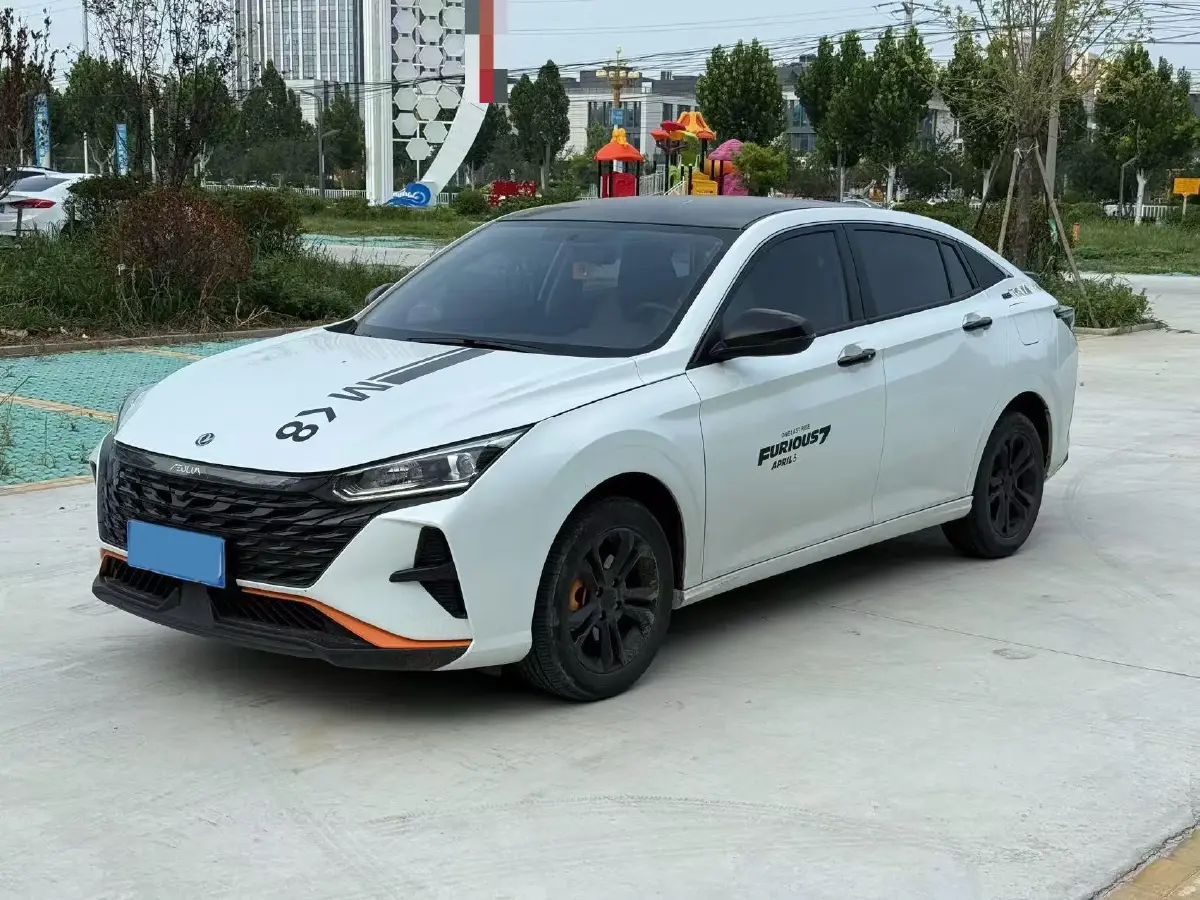 2023 DongFeng Aeolus YiXuan 1.5L 125HP L4 6DCT