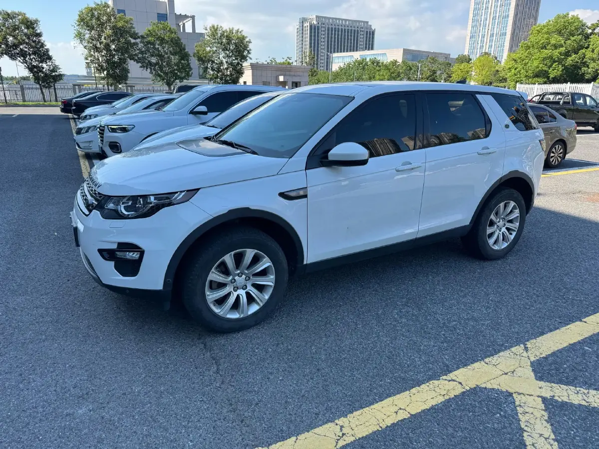 2018 Land Rover Discovery Sport 2.0T 241HP L4 9AT