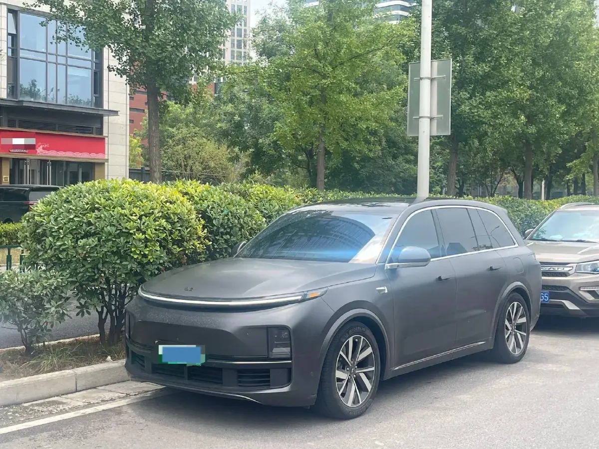 2023 Li L8 Range Extended 154HP REEV 40.9KWH