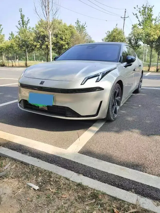 2024 LYNK&CO 07 EM-P 1.5T 163HP L4 3DHT PHEV 18.99KWH