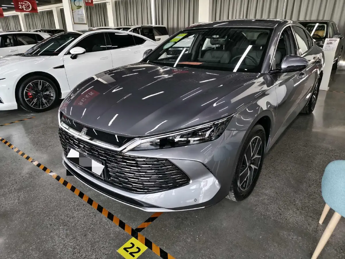 2024 BYD QinL 1.5L 101HP L4 E-CVT PHEV 15.87KWH