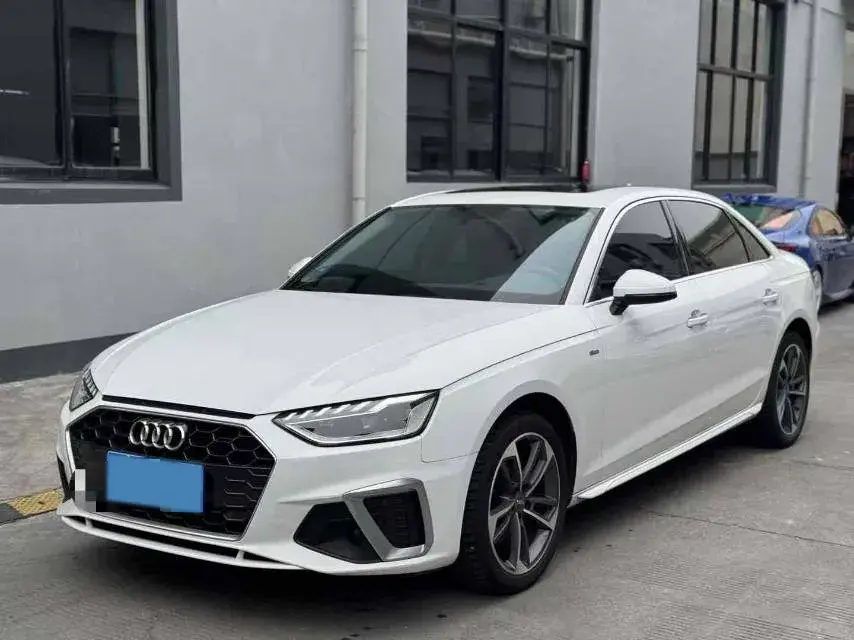 2020 Audi A4L 2.0T 150HP L4 7DCT