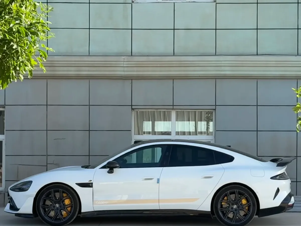 2025 MI SU7 Ultra BEV 93.7KWH,autocango,china used car exporter,china ev exporter,chinese used car exporter,chinese used ev exporter