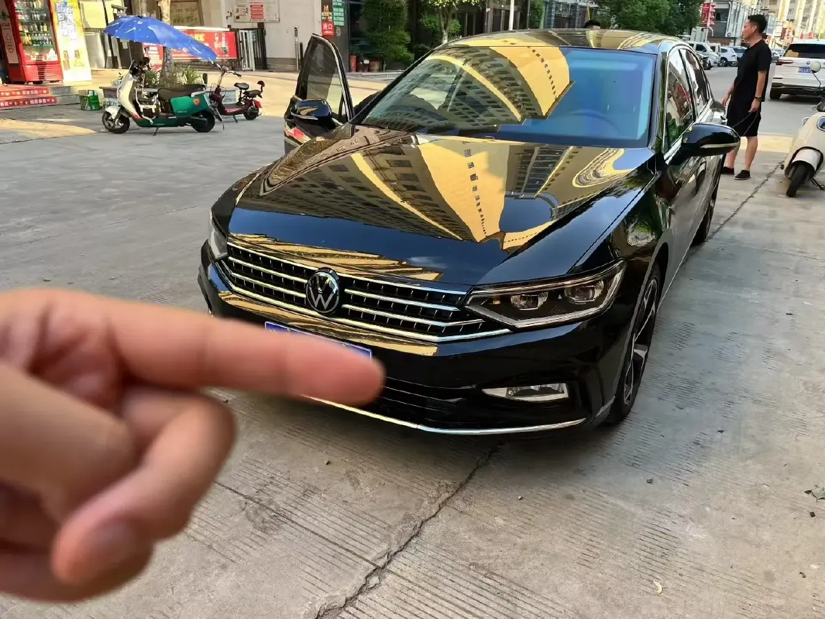 2023 Volkswagen Magotan 2.0T 186HP L4 7DCT