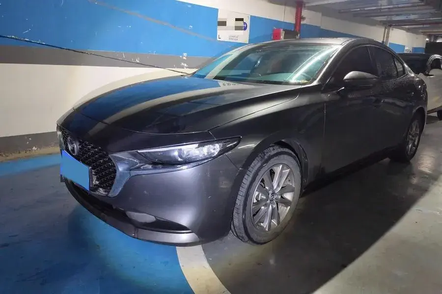 2021 Mazda 3 Axela 1.5L 117HP L4 6AT