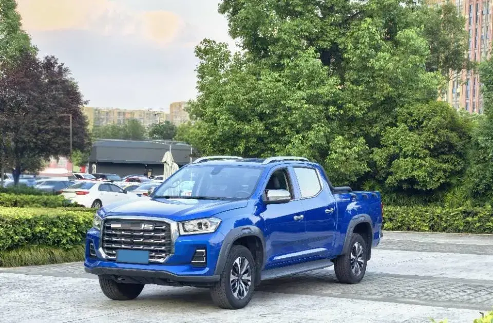 2023 MAXUS Interstellar 2.0T 163HP L4 8AT