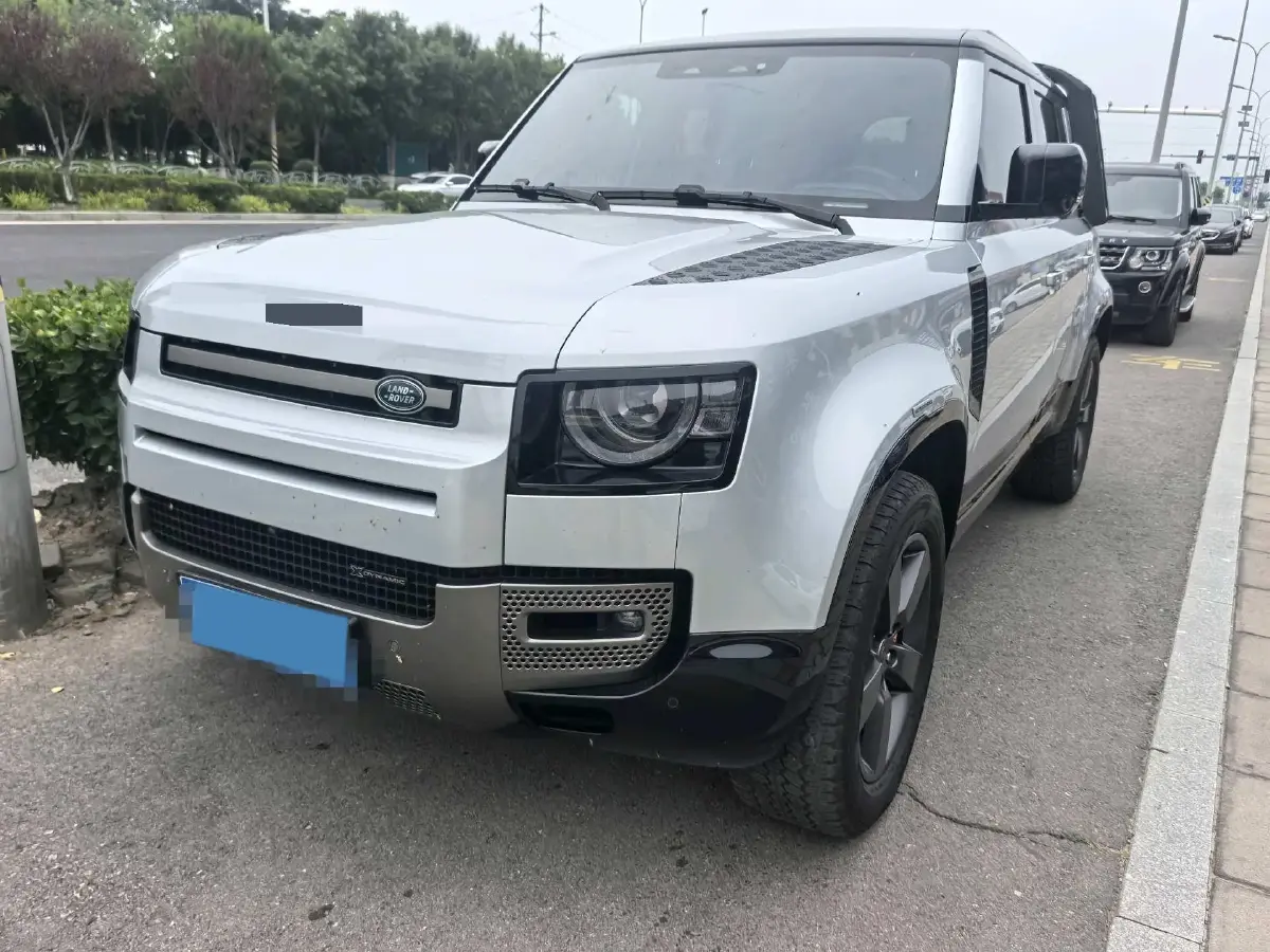 2022 Land Rover Defender 3.0T 400HP L6 8AT