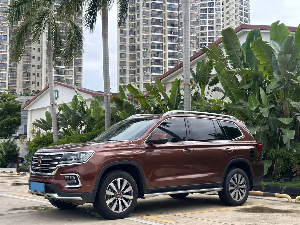 2018 Roewe RX8 2.0T 224HP L4 6AT