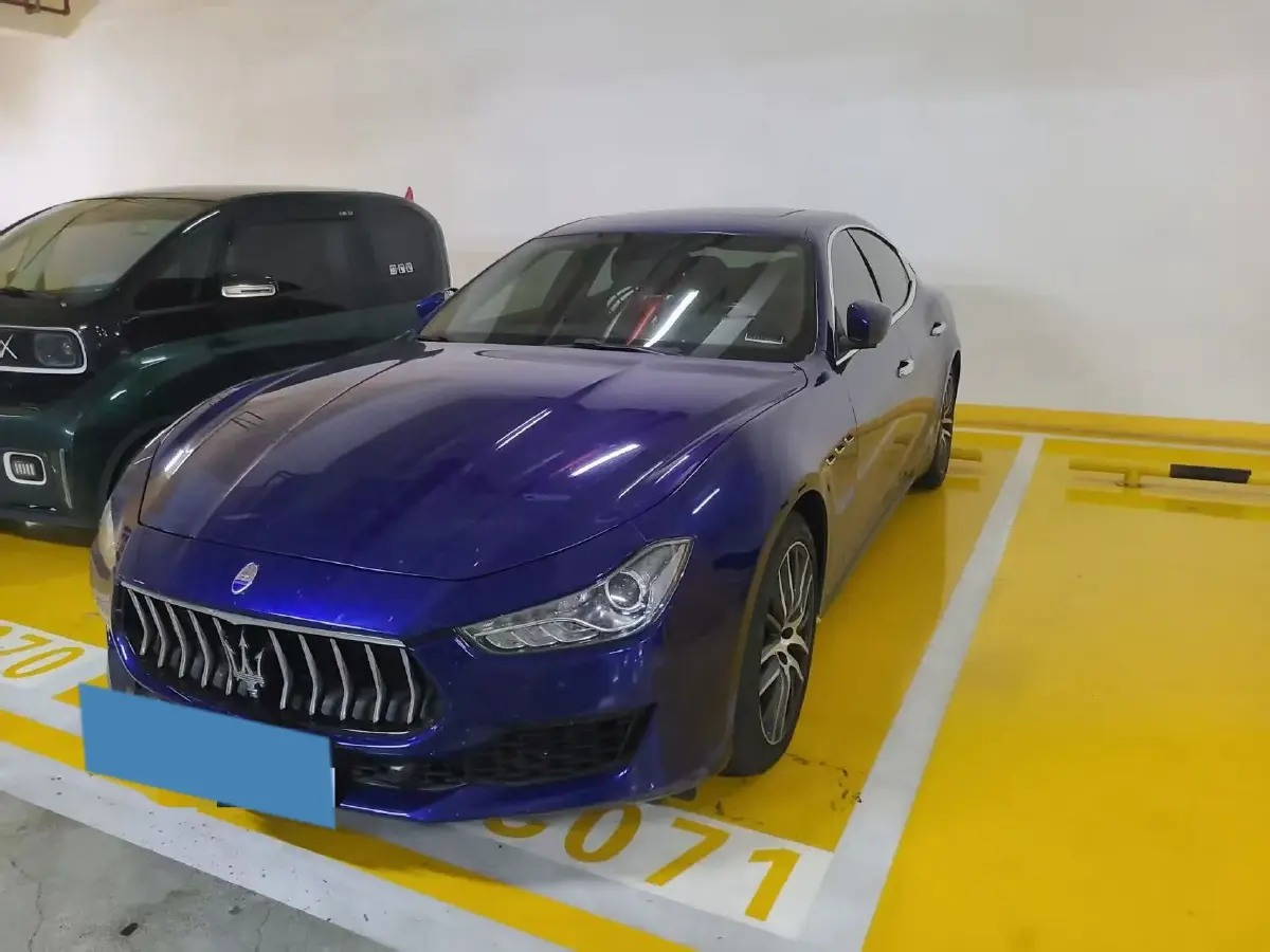 2018 Maserati Ghibli 3.0T 350HP V6 8AT