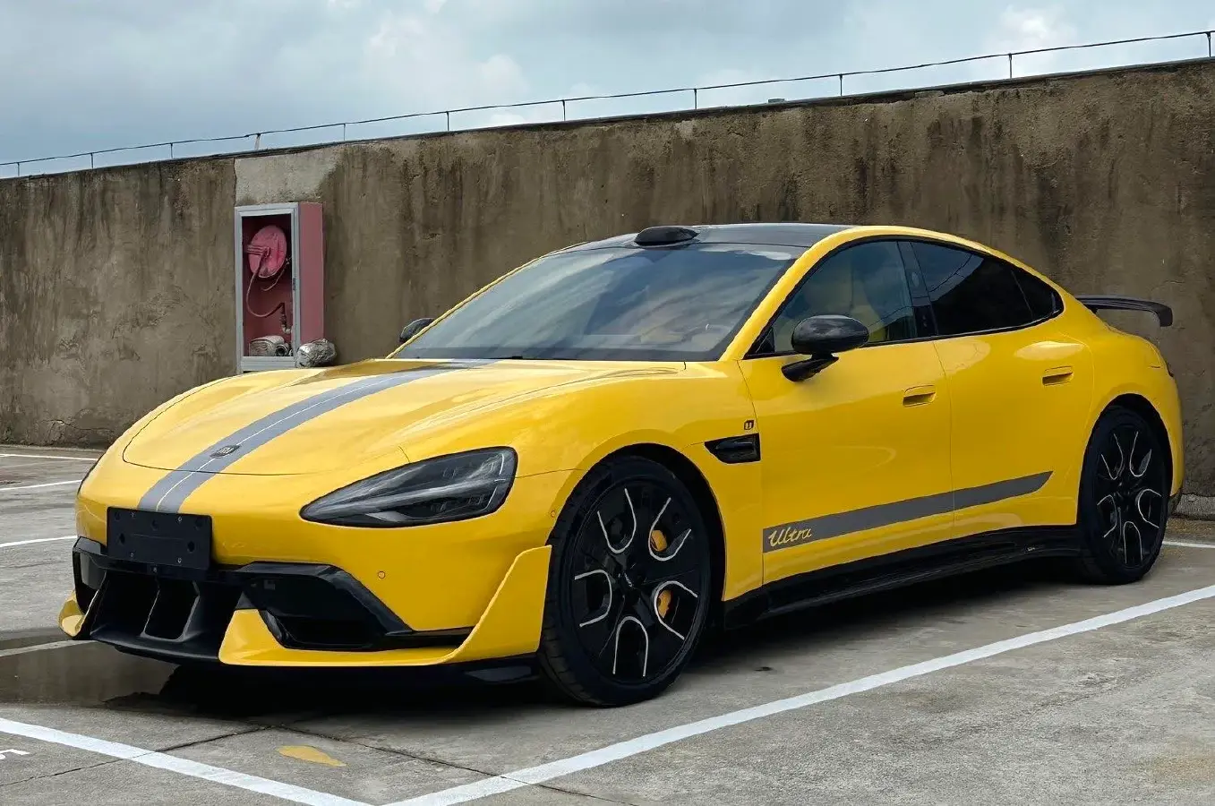 2025 MI SU7 Ultra BEV 93.7KWH