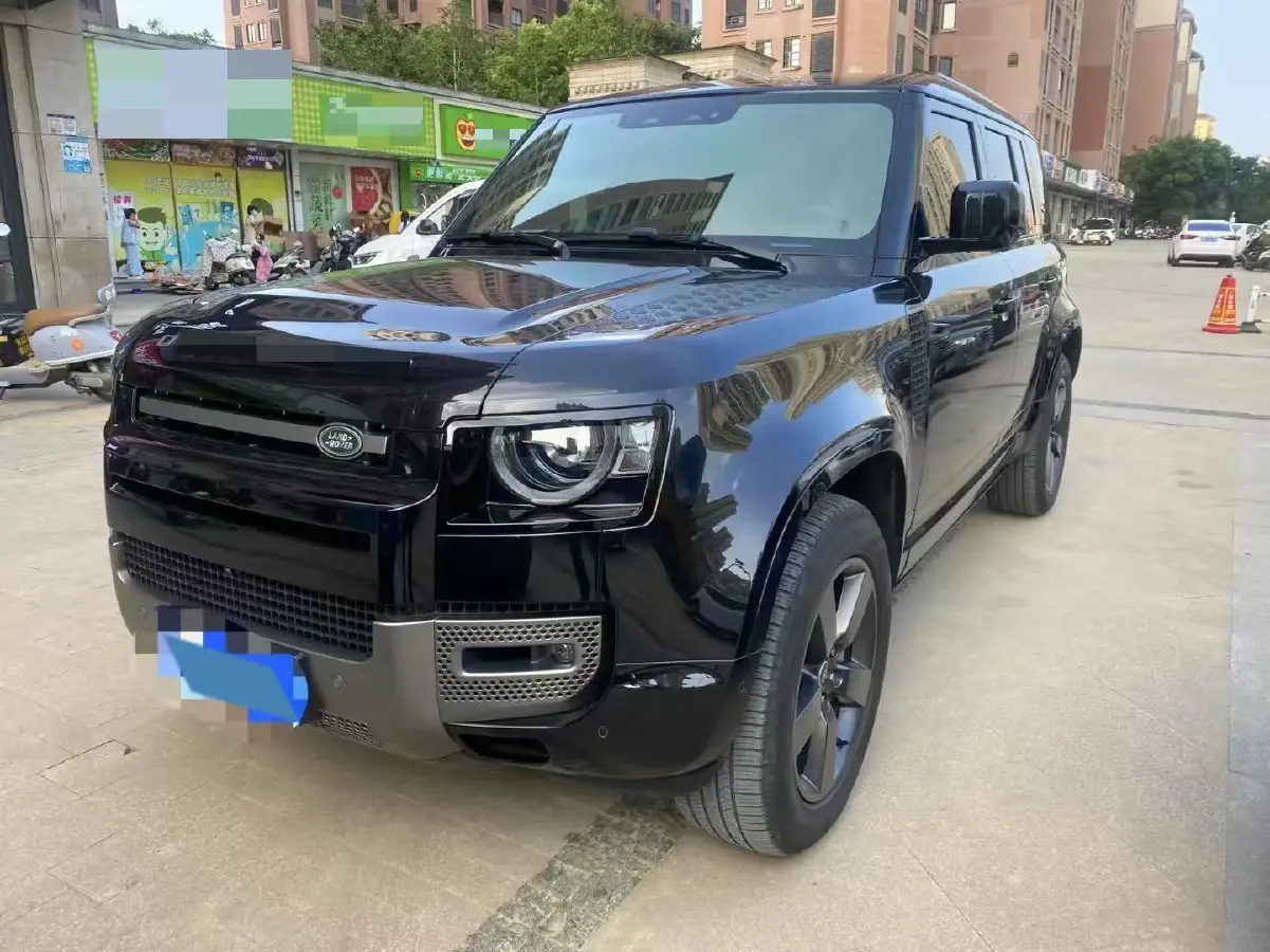 2024 Land Rover Defender 3.0T 400HP L6 8AT