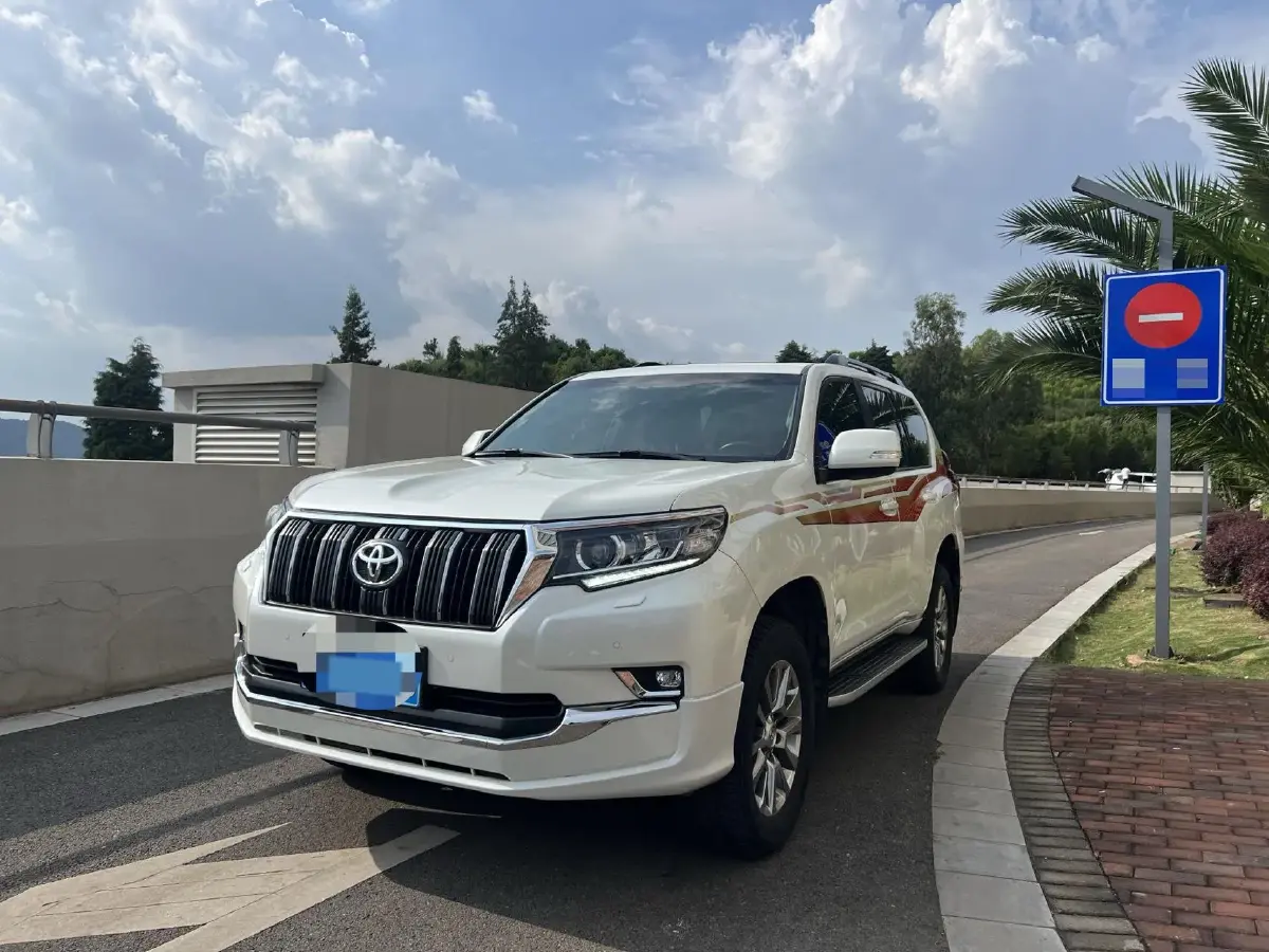 2019 Toyota Land Cruiser Prado 3.5L 280HP V6 6AT