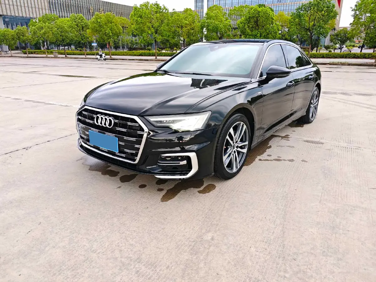 2023 Audi A6L 2.0T 190HP L4 7DCT