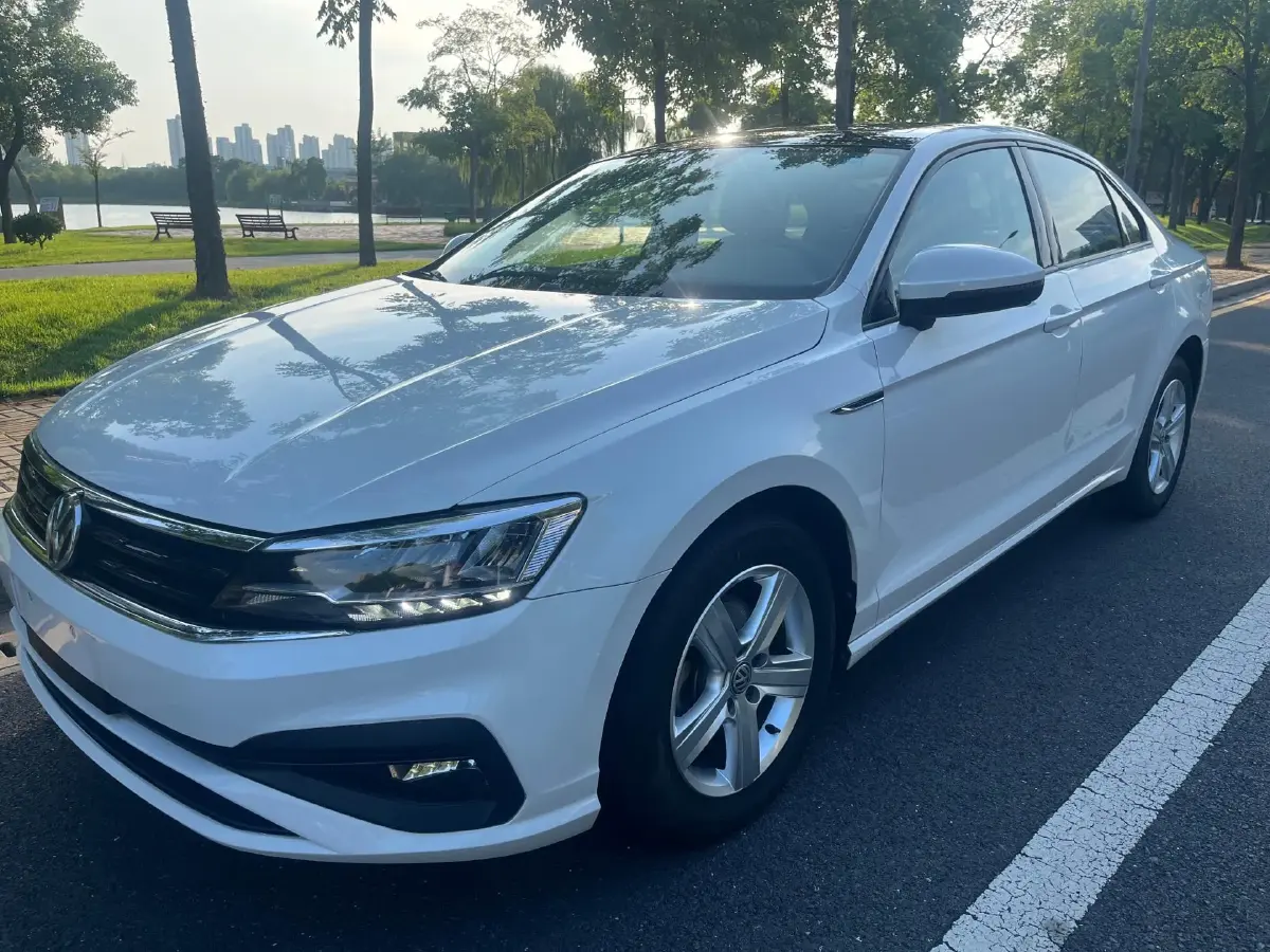 2021 Volkswagen Lamando 1.4T 131HP L4 7DCT