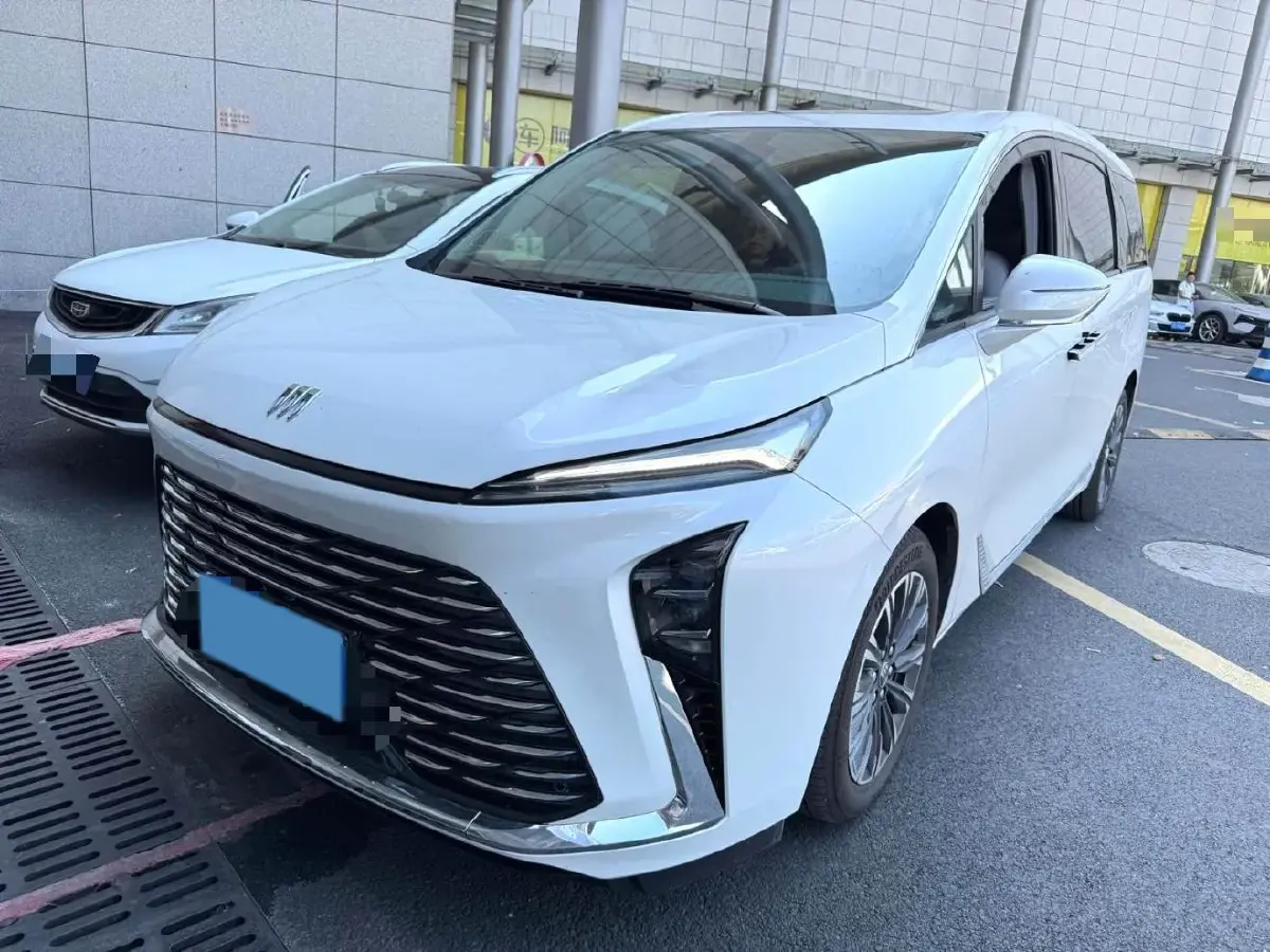 2025 Buick GL8 2.0T 237HP L4 9AT