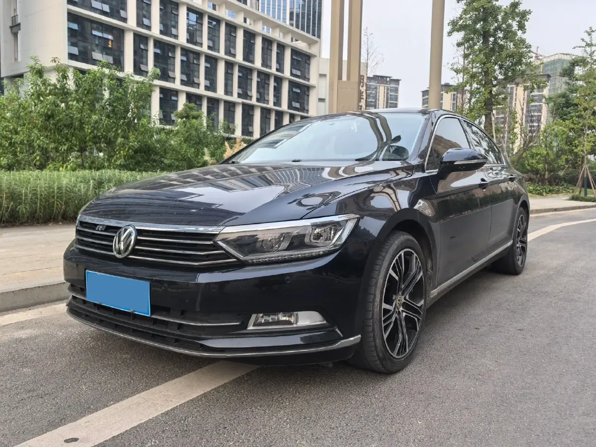 2019 Volkswagen Magotan 2.0T 186HP L4 7DCT