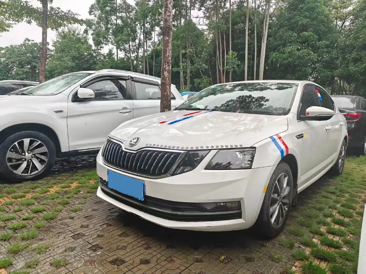 2019 Skoda Octavia 1.5L 116HP L4 6AT