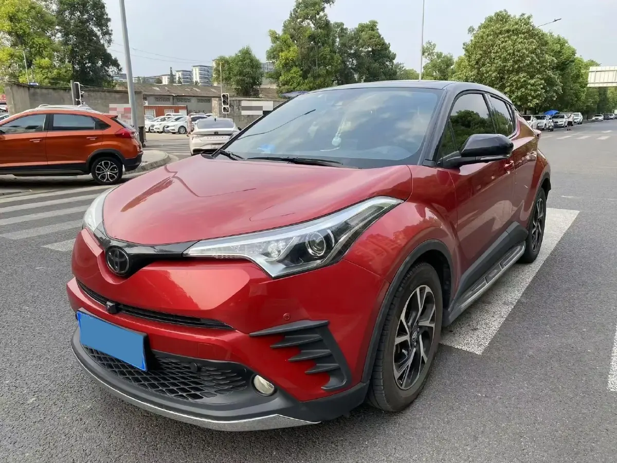 2018 Toyota C-HR 2.0L 171HP L4 CVT