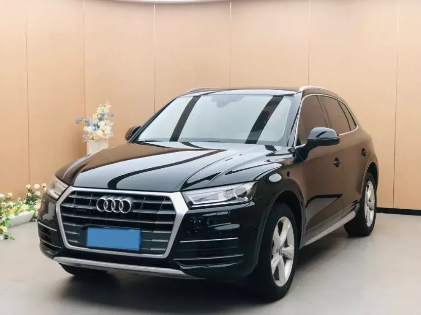 2020 Audi Q5L 2.0T 190HP L4 7DCT